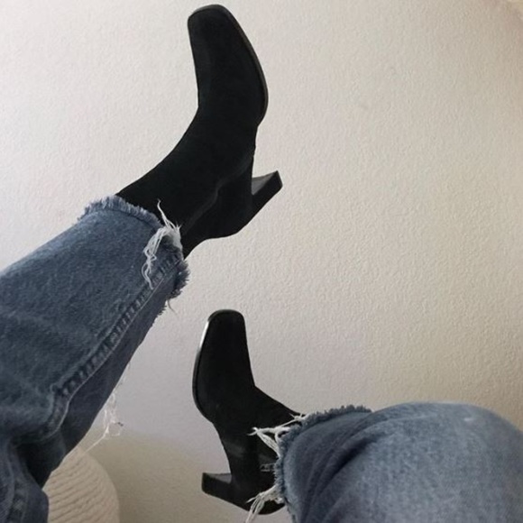 Classified Shoes - Classified black Square toe block-heel ankle boots